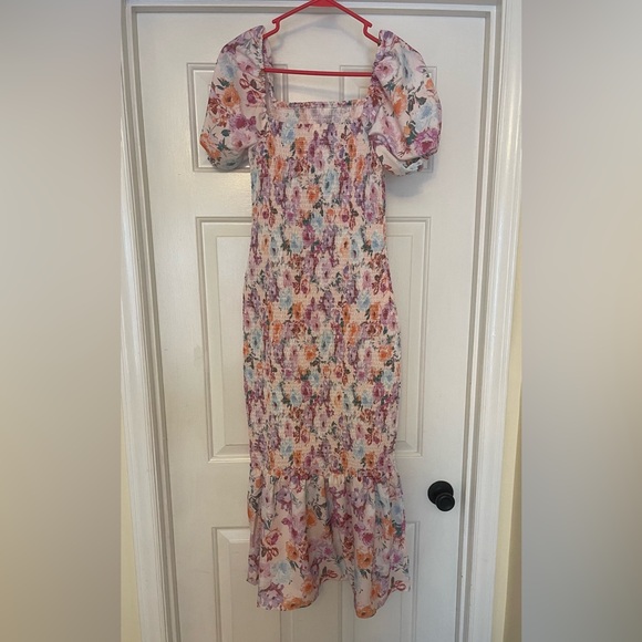 SHEIN all over floral puff sleeve midi dress size medium (6) - Picture 2 of 4